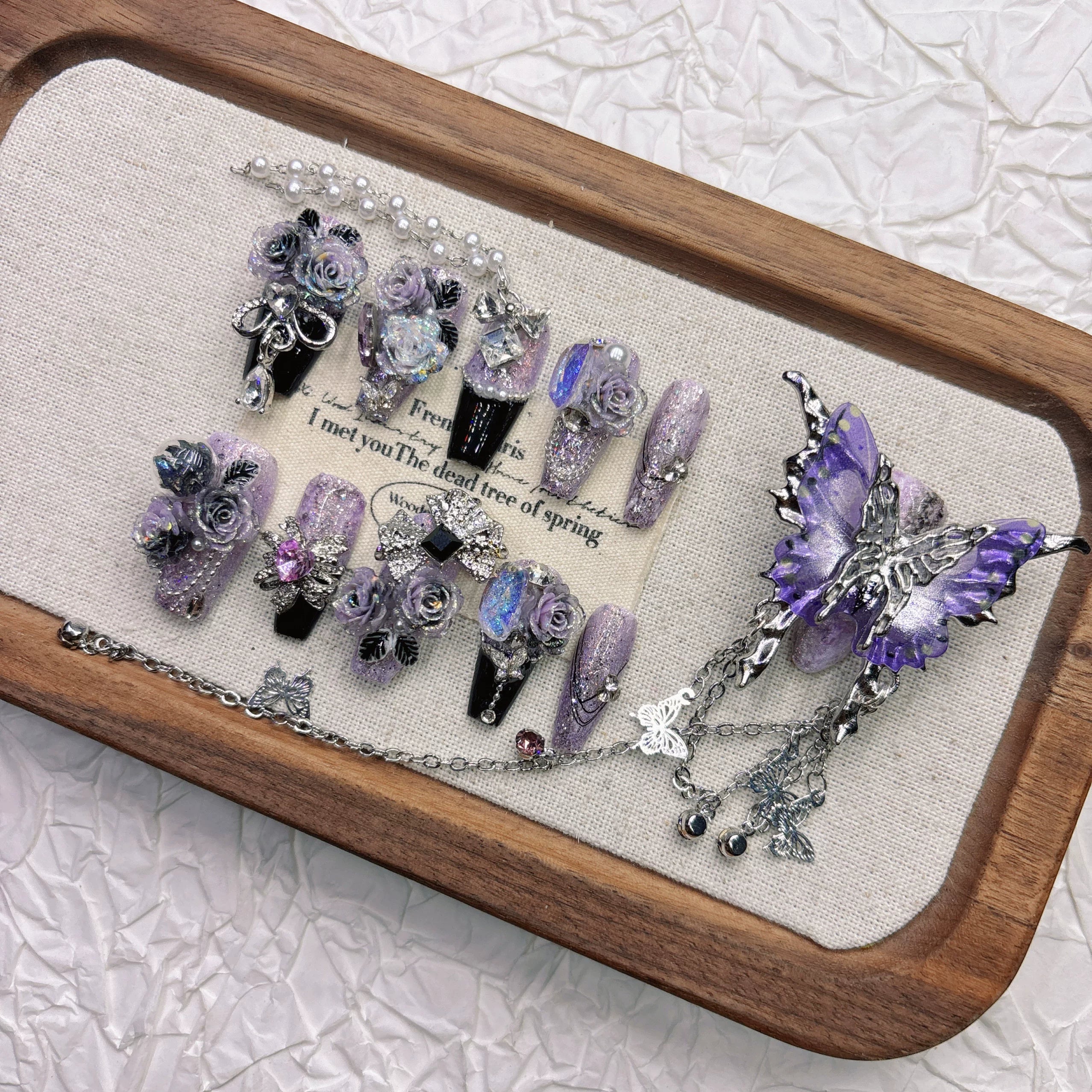 Purple tassel 11-finger large butterfly handmade nail art, heavy-duty, high-end, cool and stylish nail art for 2026 mid-length design.